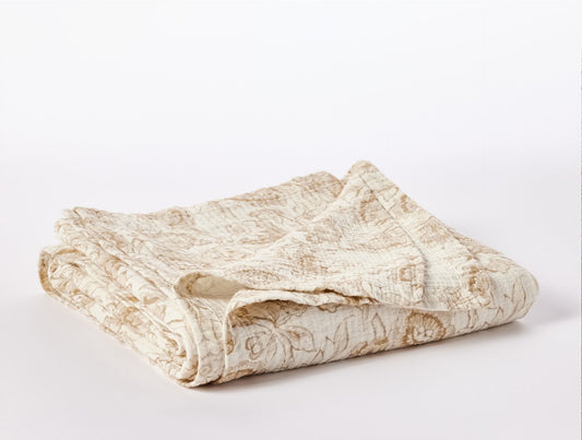 Coyuchi Undyed w Hay Balboa Organic Matelasse Print Throw