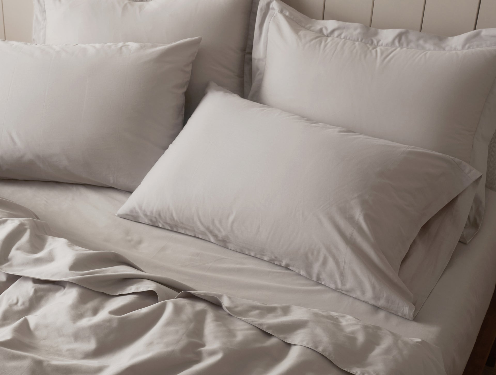 Coyuchi Pale Gray Organic Cloud Soft Sateen Sheets