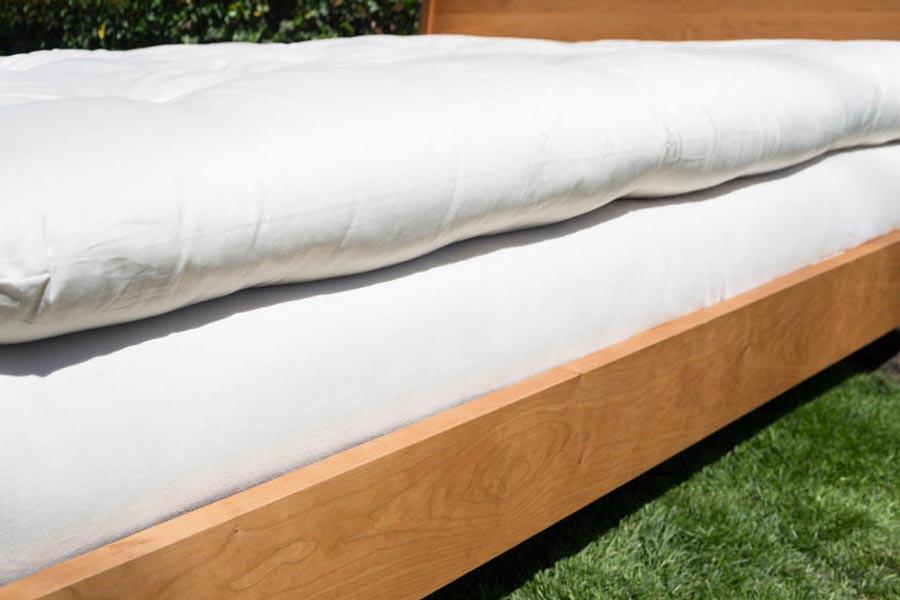 Soaring Heart Natural Beds Royale Organic Latex & Wool Topper