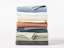 Load image into Gallery viewer, Air Weight Organic Towels &amp; Bath Mats