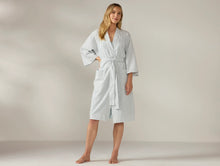 Load image into Gallery viewer, Women&#39;s Isla Organic Cotton Robe