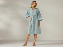 Load image into Gallery viewer, Women&#39;s Isla Organic Cotton Robe