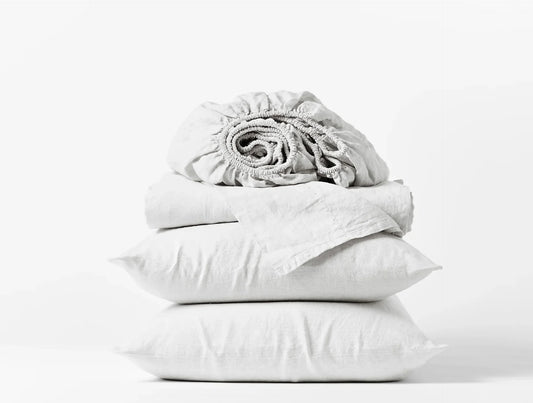 Coyuchi Cal King Alpine White Organic Relaxed Linen Fitted Sheet