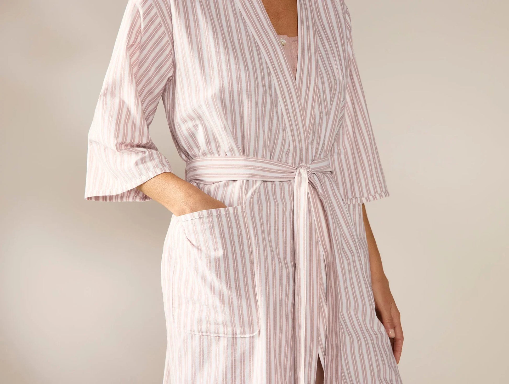 Coyuchi Medium Praline Stripe Women’s Isla Organic Cotton Robe