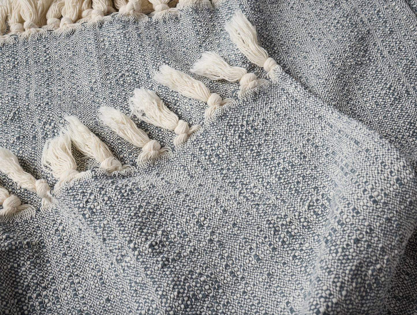 Coyuchi Undued w Gulf Lido Organic Throw