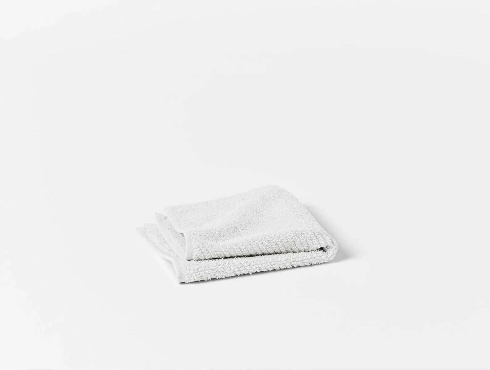 Coyuchi Wash Cloths - Set of 6 Alpine White Air Weight Organic Towels & Bath Mats