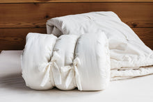 Load image into Gallery viewer, Holy Lamb Organics Certified Organic Wool Comforter
