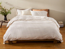 Load image into Gallery viewer, Organic Crinkled Percale Duvet Cover